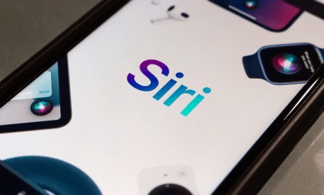 Apple'ın Yeni Siri'si Yine Ertelendi