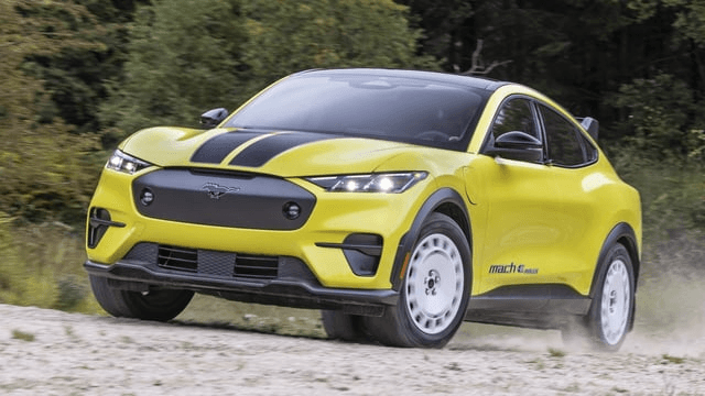 Mustang Mach-E: Geleceğin Spor Otomobili