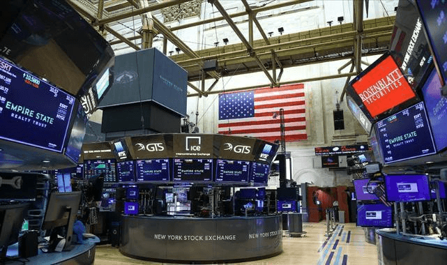Teknoloji Hisselerindeki Satış Dalgası Nikkei 225'i Düşürdü