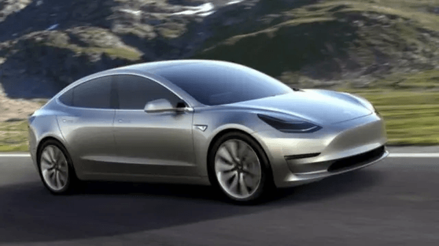 Tesla'nın Sürücüsüz Sürüş Yeteneklerine İlişkin Müşterileri Yanıltması Hakkında Açılan Dava