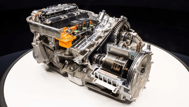 Ferrari'nin İlk Elektrikli Aracında 'Otantik' Motor Sesi Kullanması