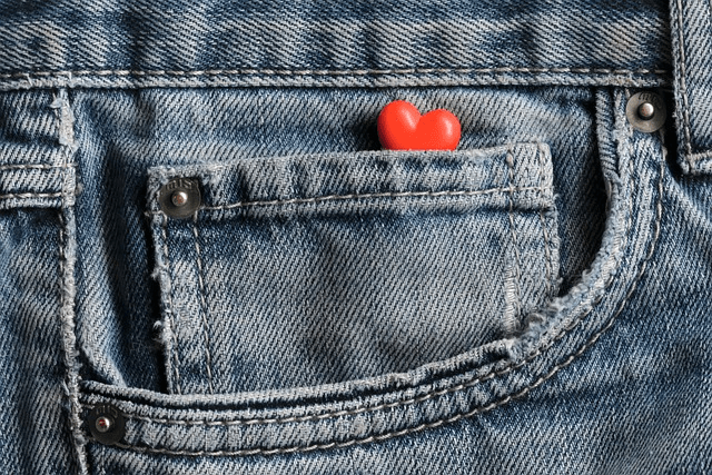 QMBench: Kuantum Malzemeleri Araştırması için Yeni Bir Benchmark