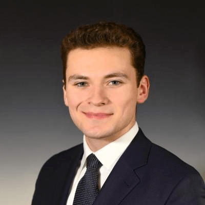 Santander, Yatırım Bankacılarına WhatsApp Kullanımını Genişletiyor