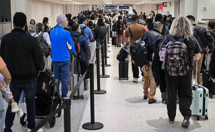 Sık Seyahat Edenlerin Bilinmesi Gereken: Kredi Kartlarıyla TSA PreCheck ve Global Entry Ücreti Nasıl Karşılanır?